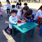 05.Los chicos pintan